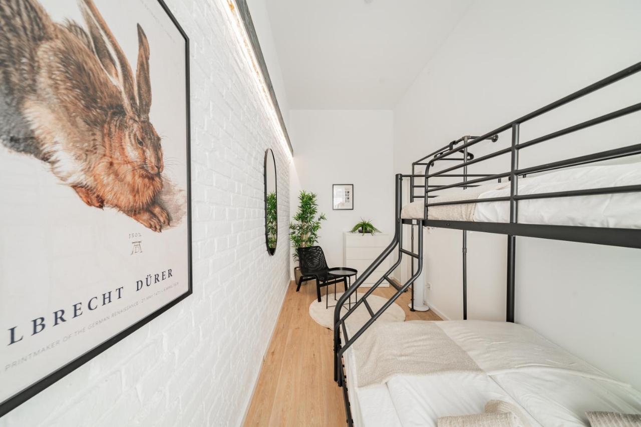Chic Central City Rooms By Home2 Wien Ngoại thất bức ảnh