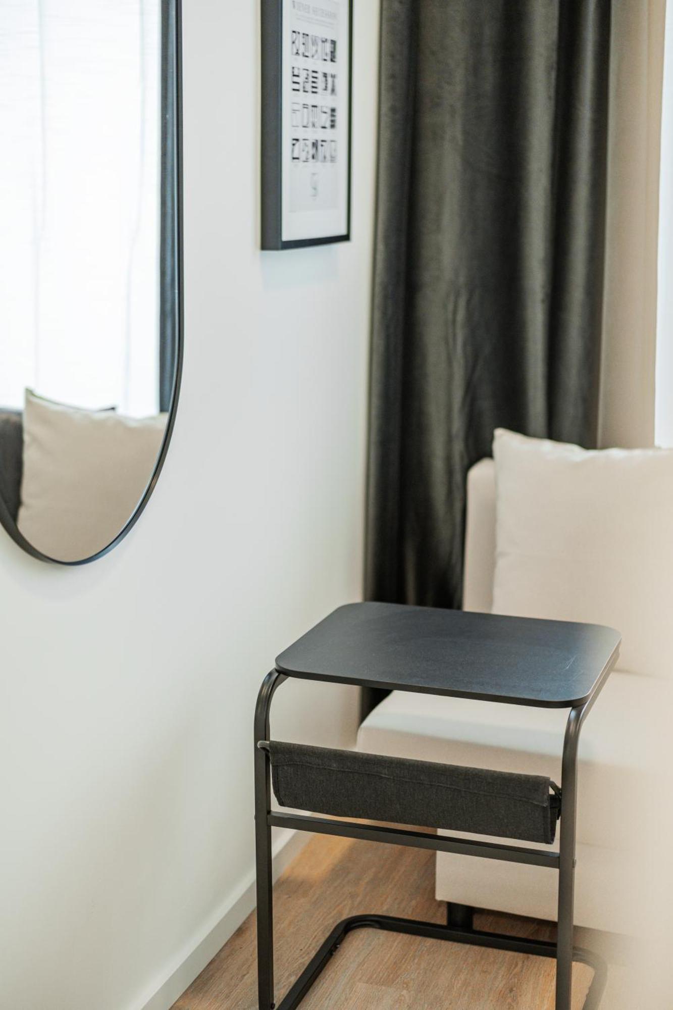 Chic Central City Rooms By Home2 Wien Ngoại thất bức ảnh